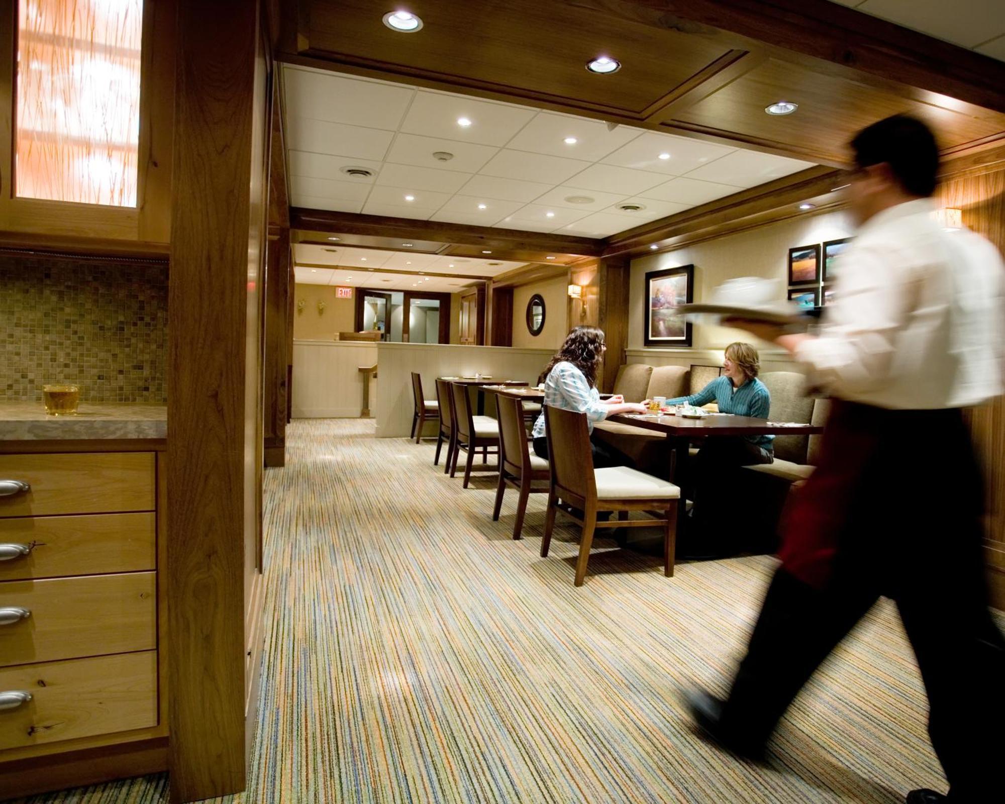Banff Aspen Lodge Restaurante foto